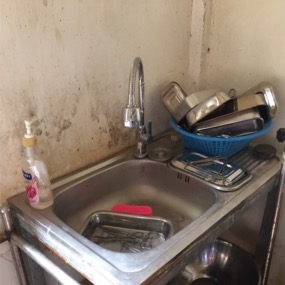 hospital-dirty-sinks